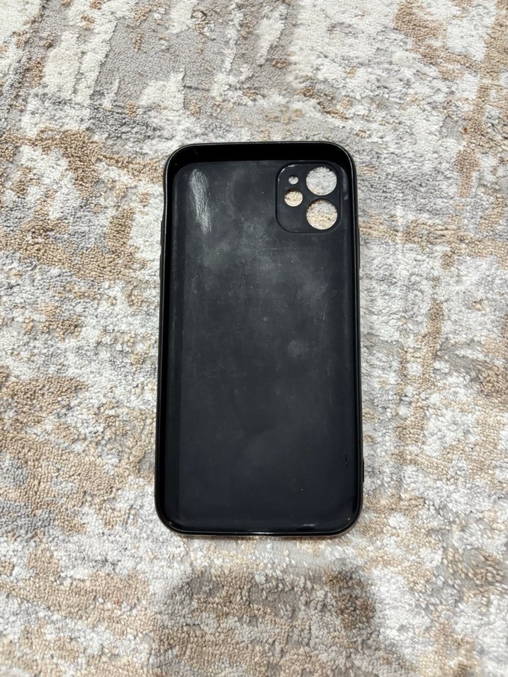 Siyah İphone 11 Telefon Kılıfı - Görsel 2