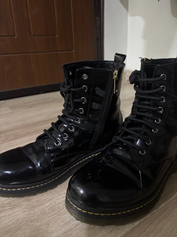 Siyah Rugan Bağcıklı Stiletto Topuklu Bot - Görsel 4