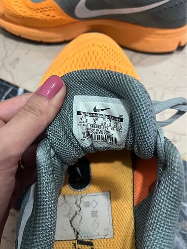 ORJİNAL NİKE KOŞU AYAKKABISI - Görsel 4