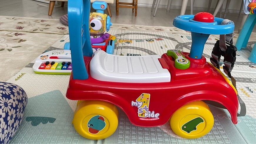  Fisher price ilk arabam