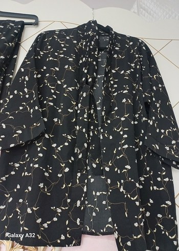 Kadın çiçek desenli kimono pantolon takim