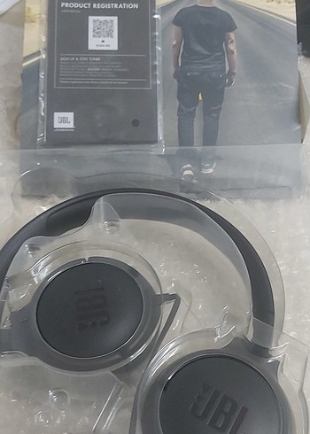 JBL Tune Siyah Kulaklık - Görsel 5