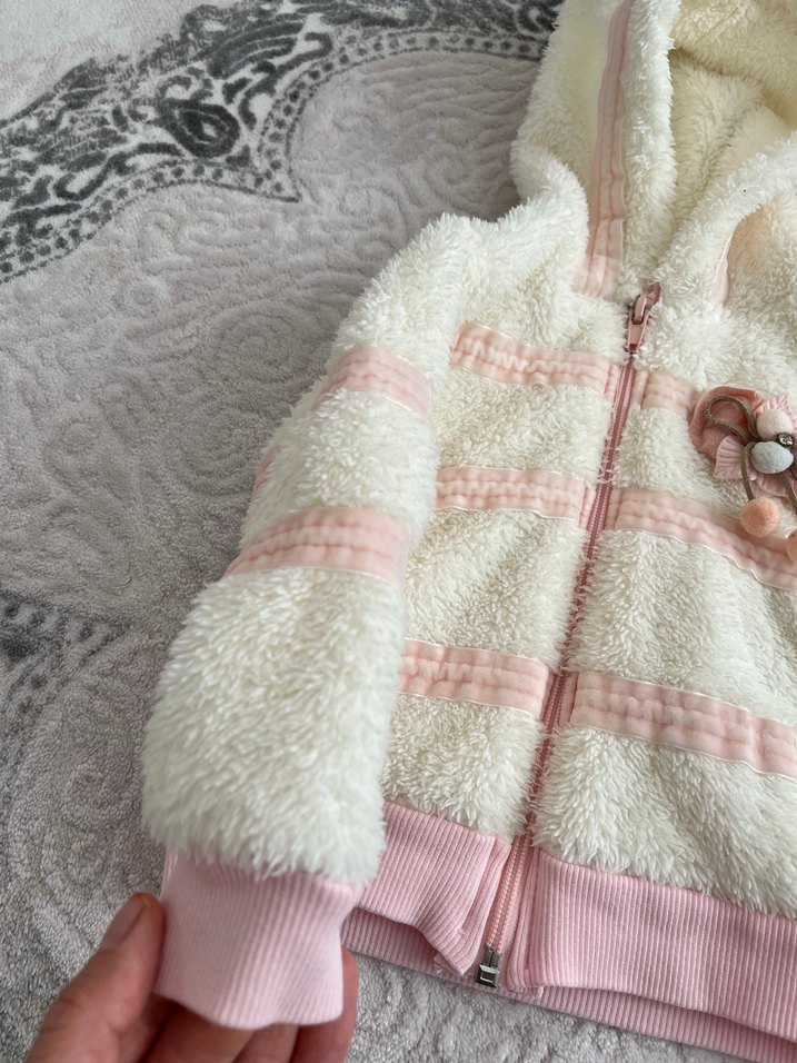 Kız Çocuk Kapüşonlu Peluş mont - Görsel 2