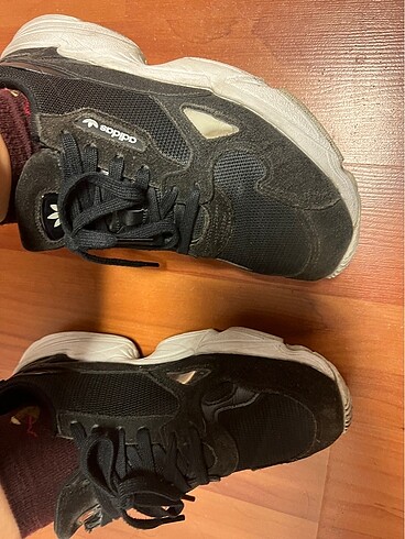 Adidas spor ayakkabı