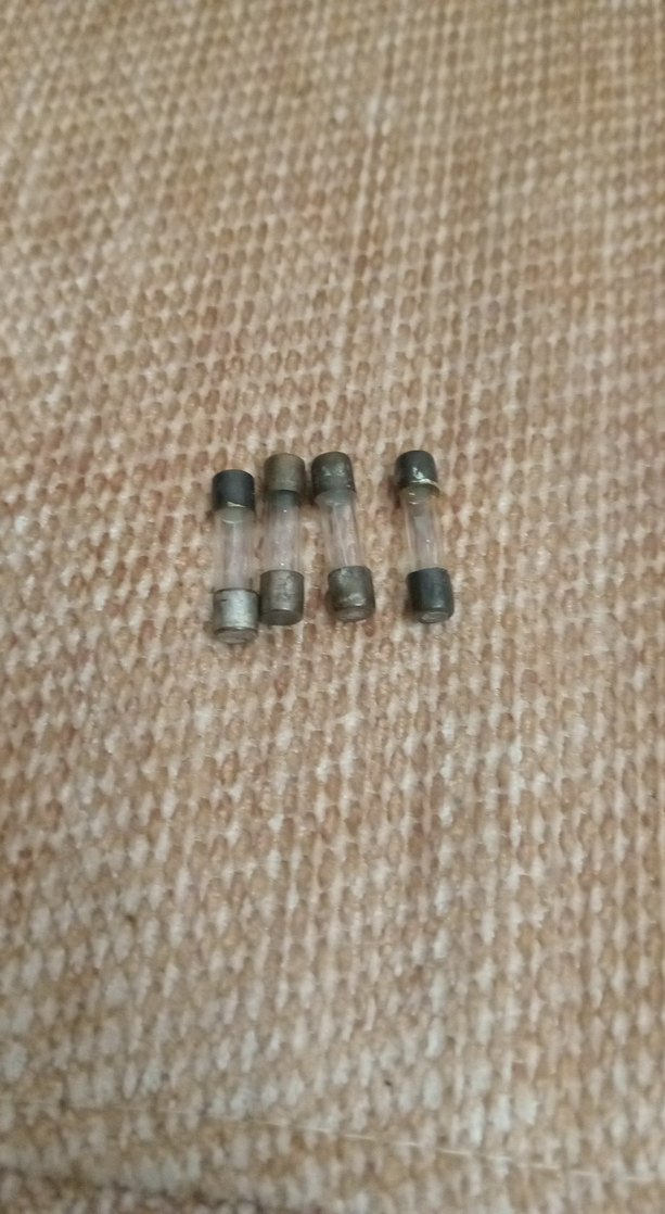 Erkek Vintage Küpe Seti Gri Bej - Görsel 2