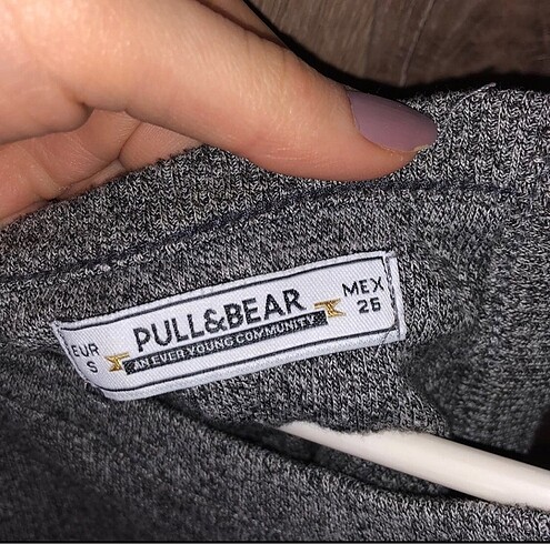 Pull and Bear Pull and bear gri crop