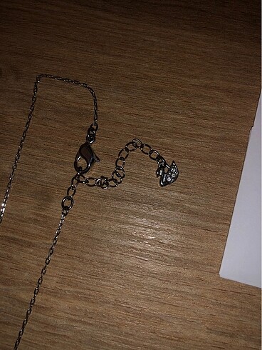Beden beyaz Renk Swarovski kolye