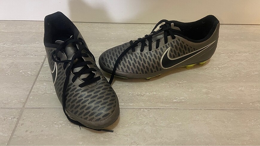 Nike Nike çivili krampon