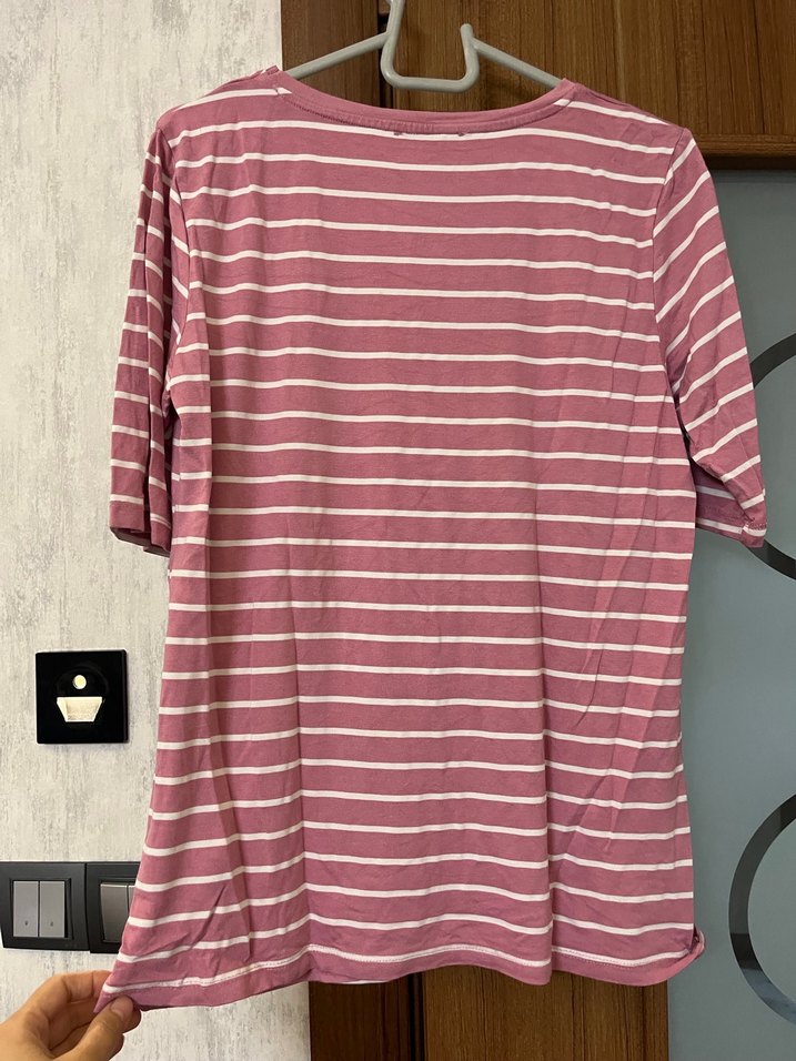 Pembe Çizgili  Tişört - Görsel 3