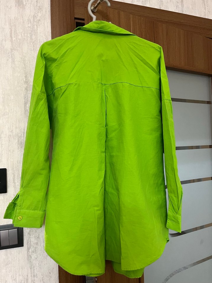 Yeşil Gömlek - Görsel 3