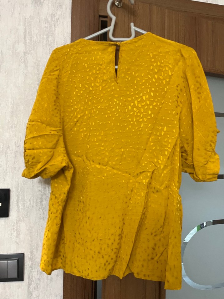 Sarı V Yaka Keten Bluz - Görsel 4