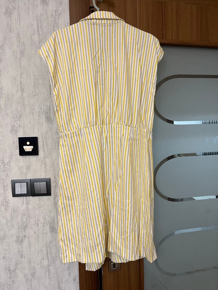 Çizgili Sarı Elbise - Görsel 4