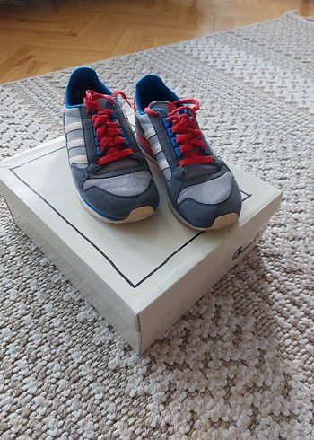 Adidas Gri Kadın Spor Ayakkabı adidas