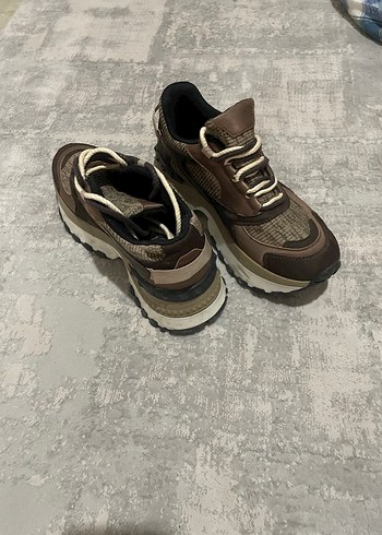 Kahverengi Yılan Desenli Platform Spor Ayakkabı