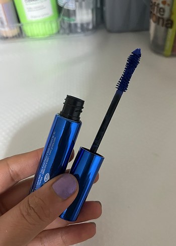 Parlak mavi maskara - Görsel 2