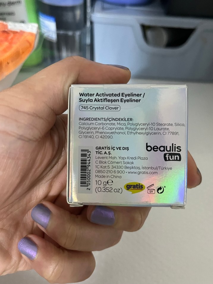 Parlak Yeşil Göz Kalemi - Görsel 2