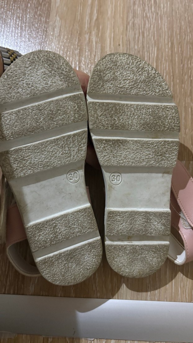 Kız Çocuk Bej Sandalet - Görsel 3