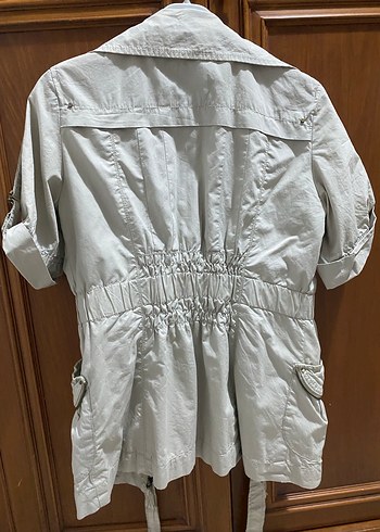 Kemerli Kısa Kollu Bej Kadın Ceket - Görsel 6