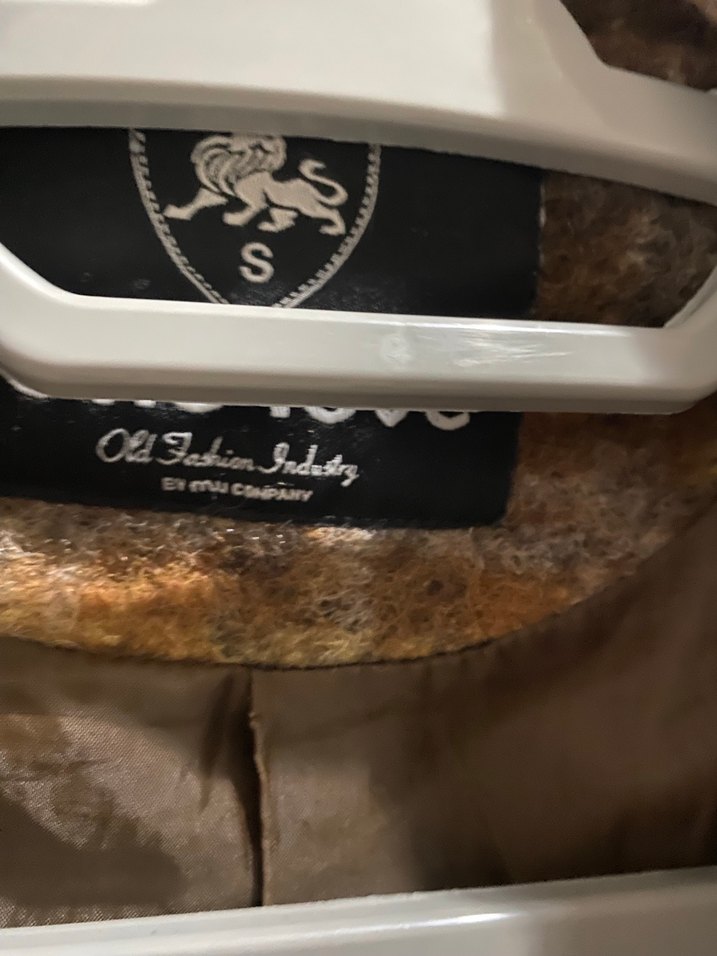 Kahverengi Düğmeli Kadın Yün Kaban - Görsel 3