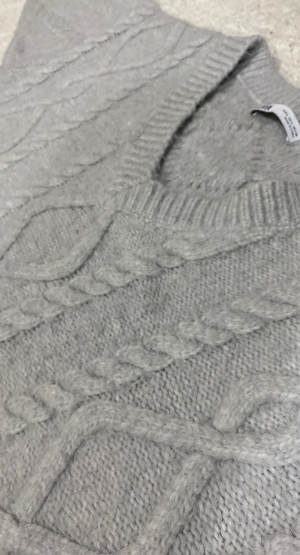 Gri V Yaka Kadın Triko örgü Kazak - Görsel 3