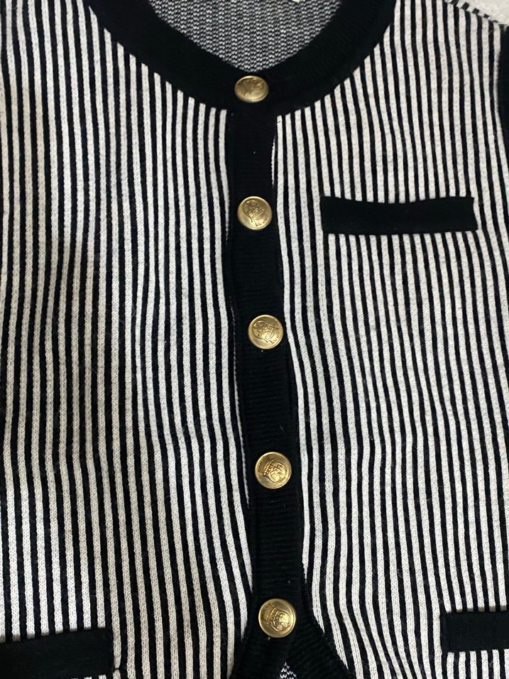 Düğmeli Zebra Desenli gold düğmeli Triko Süveter - Görsel 3