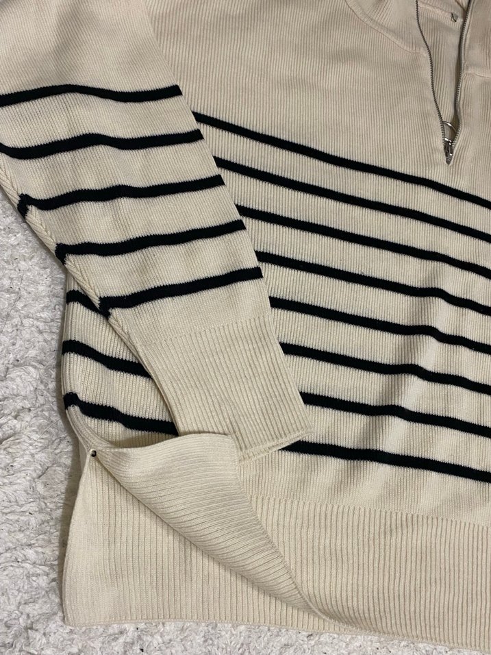 Bej Çizgili Yüksek Yakalı Kadın Kazak - Görsel 4