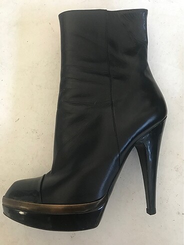 38,5 Beden siyah Renk YSL Bot