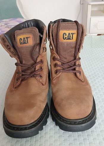 Kahverengi Deri Kadın Bot CAT