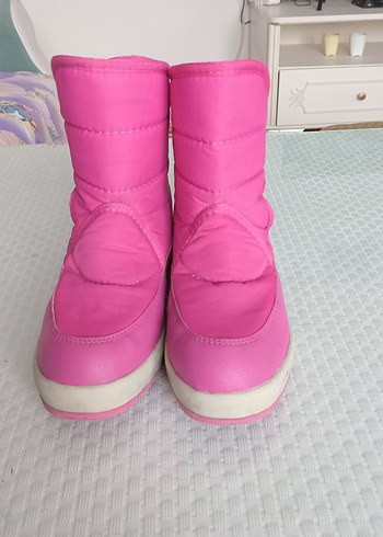 Kız Çocuk Pembe Kürklü Bot