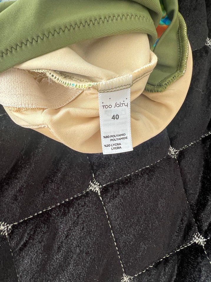 Yeşil Desenli Kadın Mayo - Görsel 5