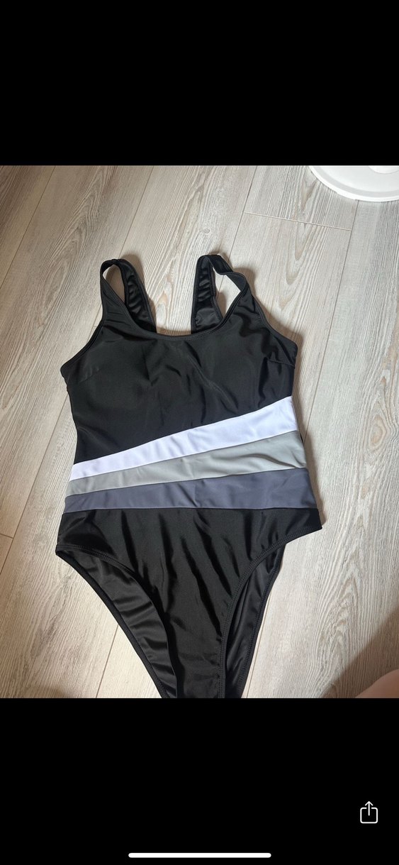 Siyah Gri Şeritli Kadın Spor Mayo - Görsel 3