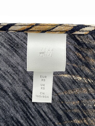 xs Beden çeşitli Renk H&M Kısa Elbise %70 İndirimli.