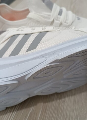 39 Beden Önünle hafif bir leke beyaz spor ayakkabı 