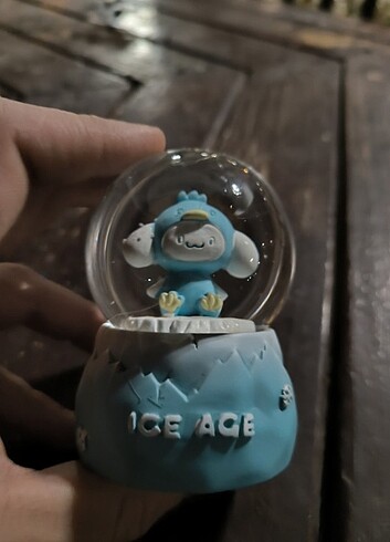  Beden Cinnamoroll Kar Küresi 