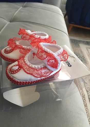 Kız Çocuk Kırmızı Dantel Detaylı Özel Ayakkabı - Görsel 2