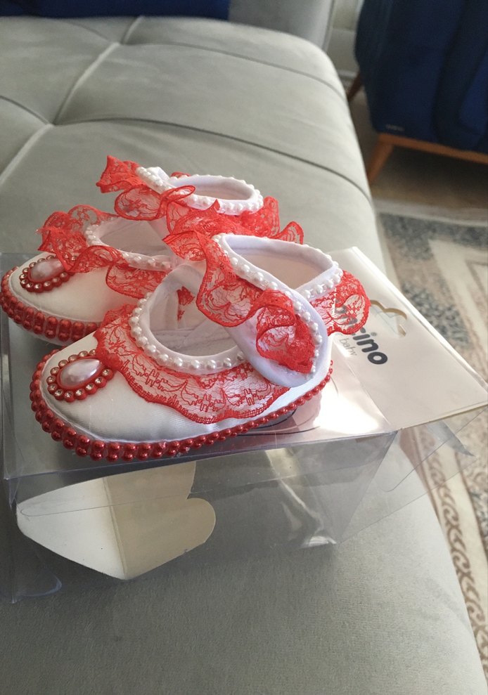 Kız Çocuk Kırmızı Dantel Detaylı Özel Ayakkabı - Görsel 2