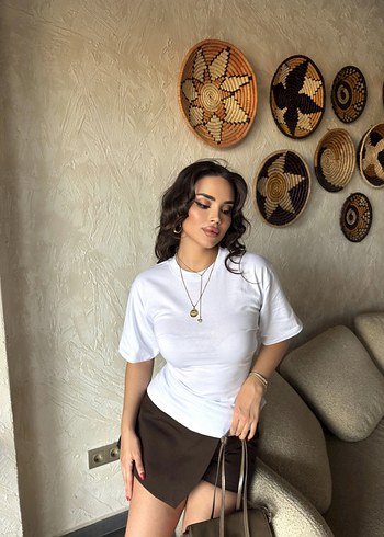 Beyaz Kısa Kollu Salaş Tişört bağlamalı - Görsel 3