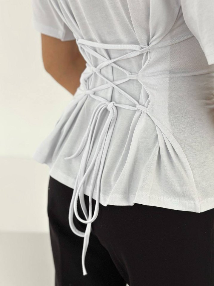 Beyaz Kısa Kollu Salaş Tişört bağlamalı - Görsel 5