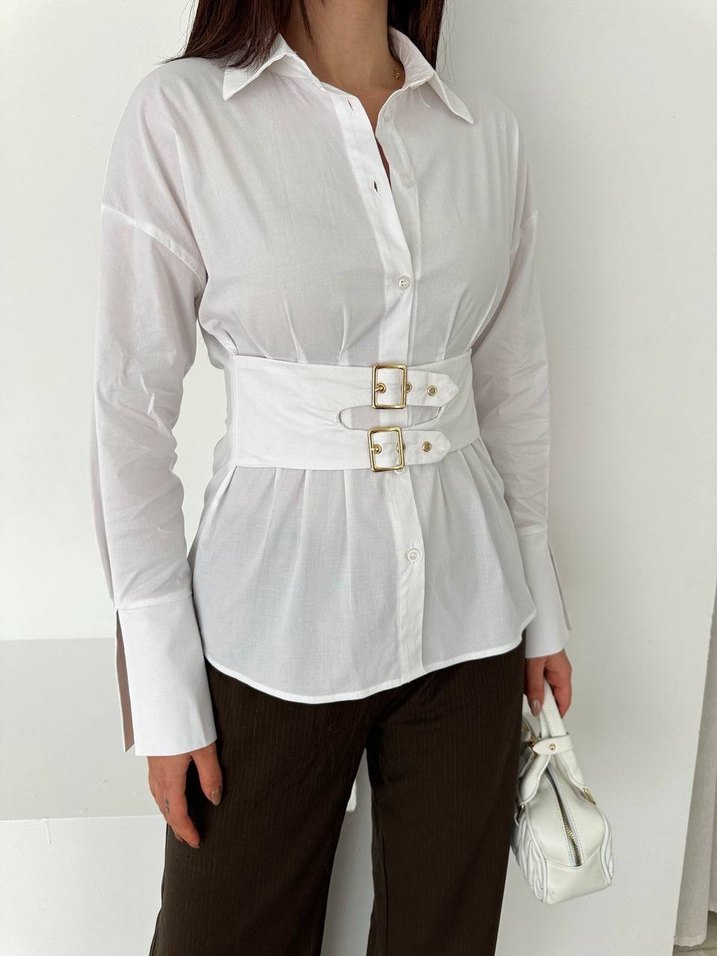 Beyaz Kemerli Kısa Kadın Gömlek - Görsel 2
