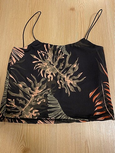 Zara crop