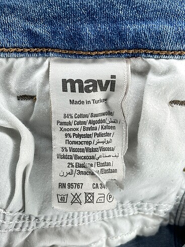 26 Beden mavi Renk Mavi Jeans Skinny %70 İndirimli.