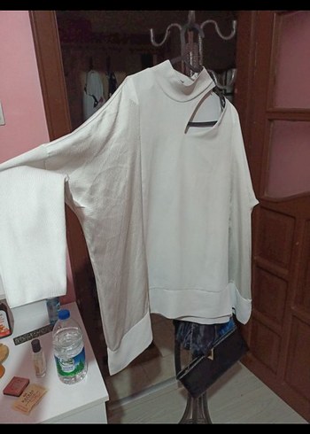 İpekyol Omuz detaylı Üst - Görsel 3