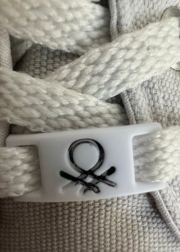 Beyaz Bağcıklı ve Cırt Cırtlı Kadın Spor Ayakkabı - Görsel 5