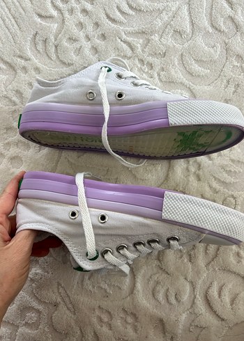 Beyaz Bağcıklı ve Cırt Cırtlı Kadın Spor Ayakkabı - Görsel 4