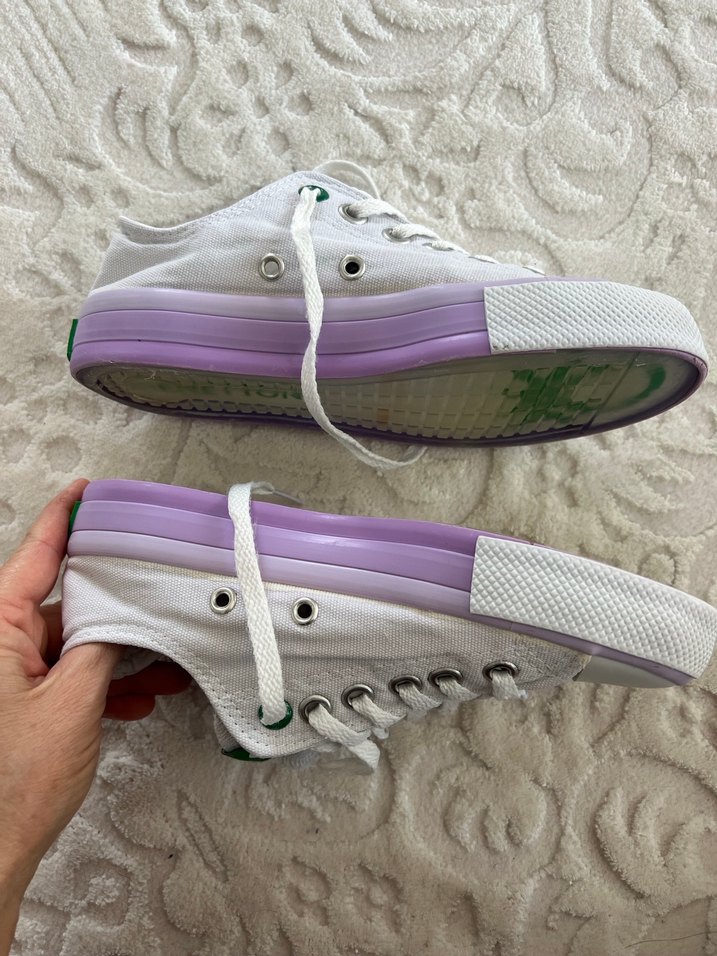 Beyaz Bağcıklı ve Cırt Cırtlı Kadın Spor Ayakkabı - Görsel 4