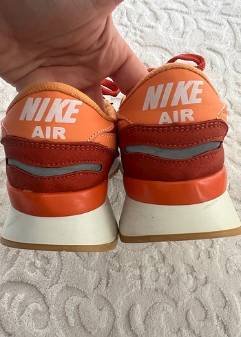 36 Beden kırmızı Renk Kadın Nike süet spor ayakkabı