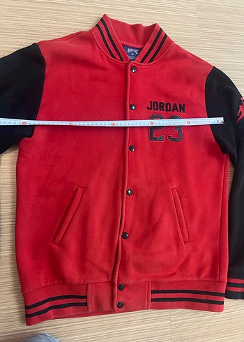 Kırmızı Jordan 23 Düğmeli ceket - Görsel 2