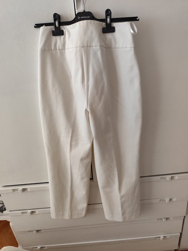 Beyaz Kemerli Midi Kadın Kumaş Pantolon - Görsel 3