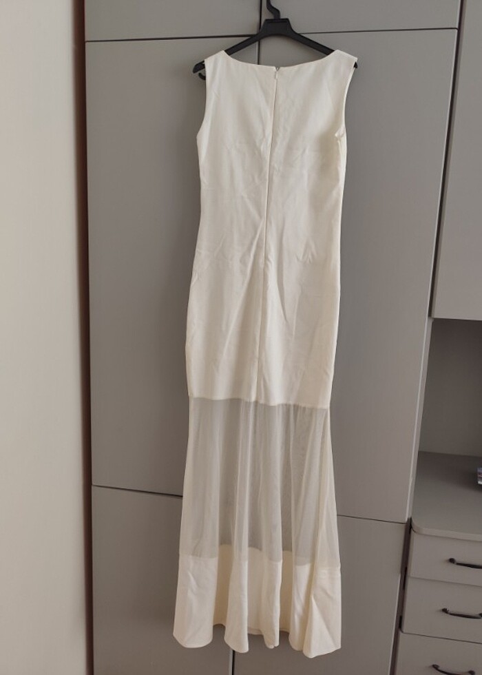 Nişan söz mezuniyette giyilebilir. - Görsel 2