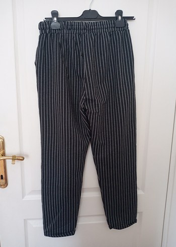 Gri Çizgili Büzgülü Rahat Kadın Pantolon - Görsel 3